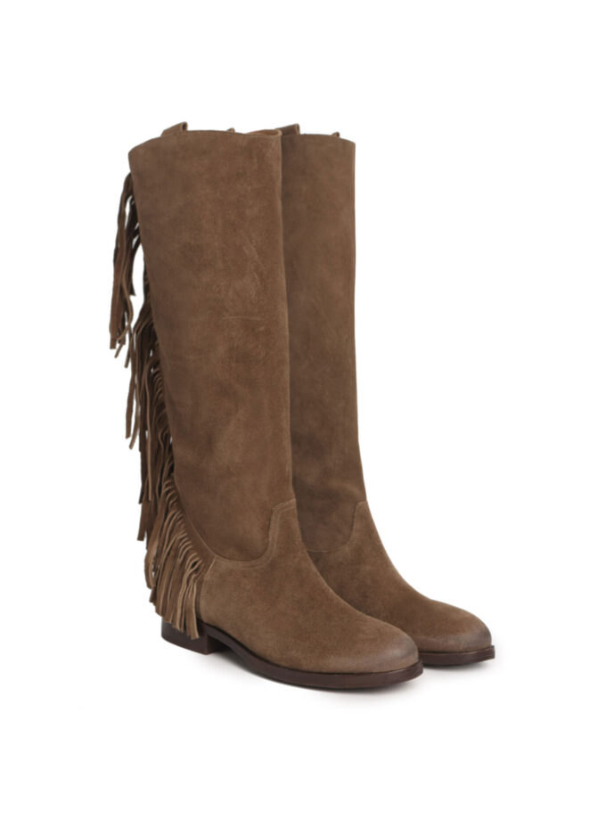 BOTA WYATT