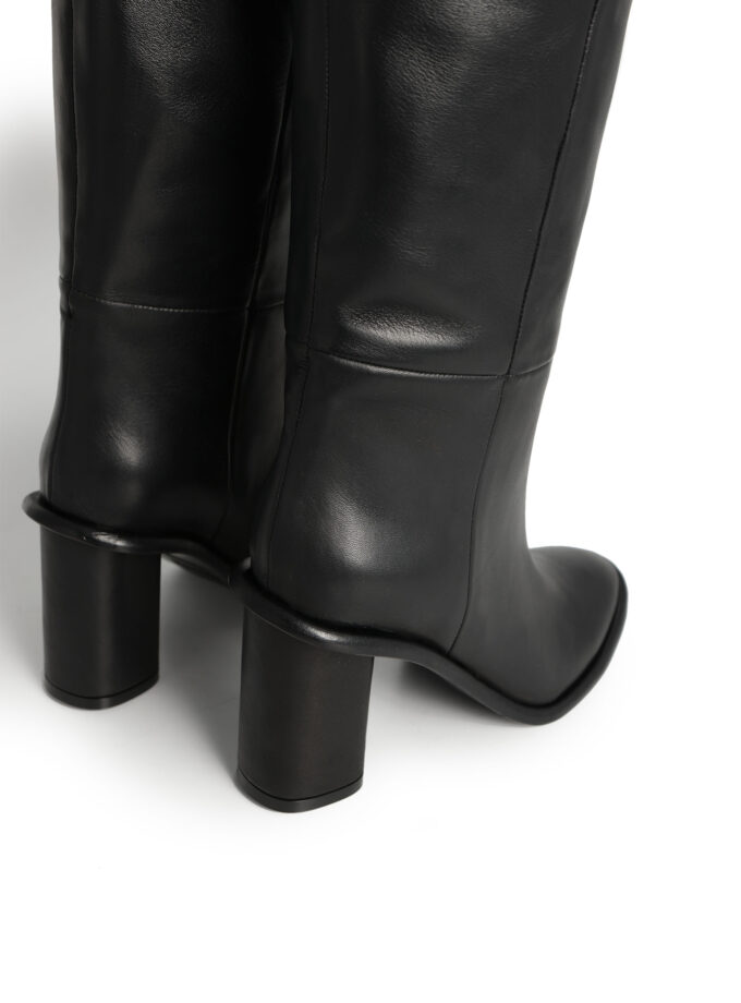 BOTA EMMY