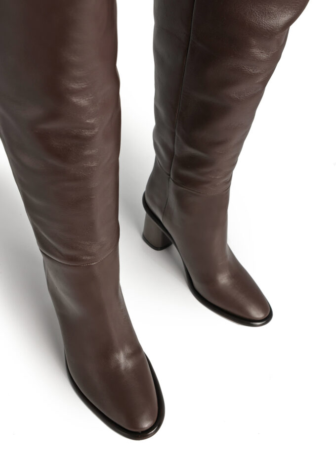 BOTA EMMY