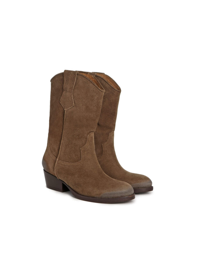 BOTA DYLAN