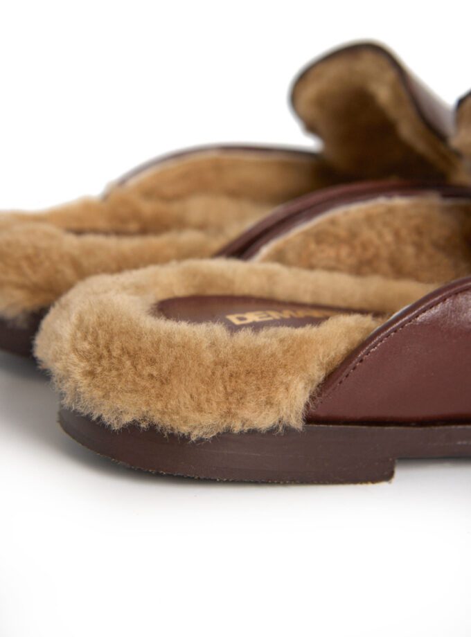 SLIPPER ERIE