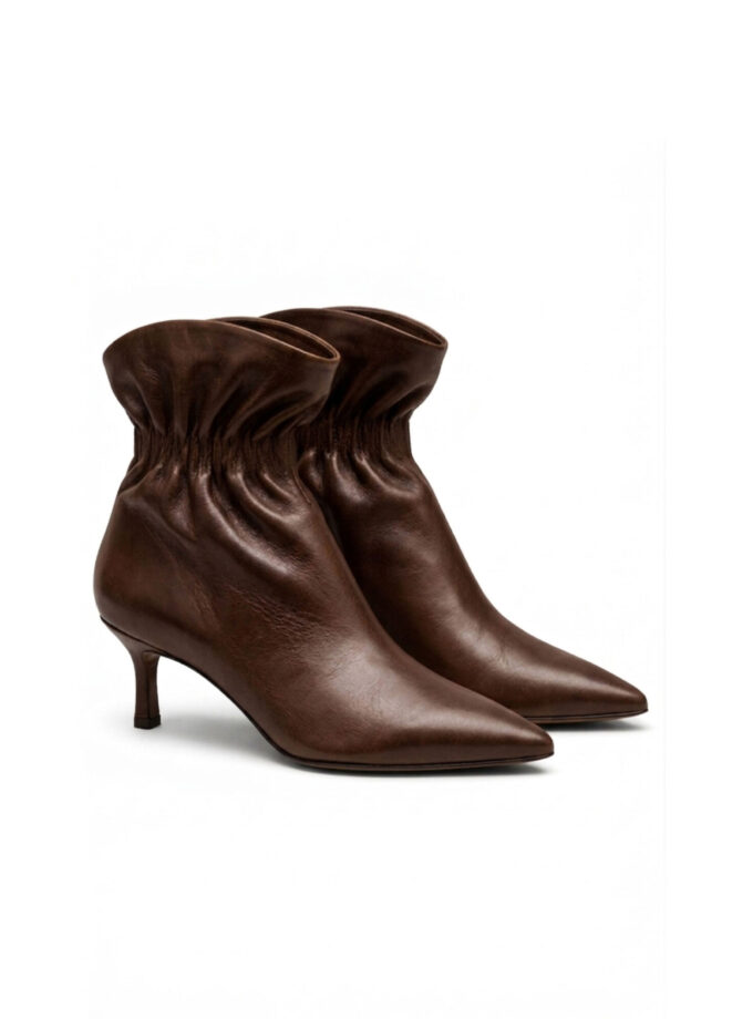 BOTA ADELE