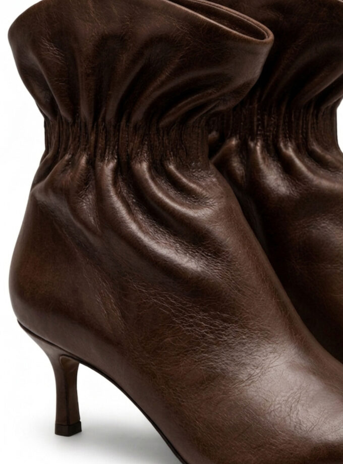 BOTA ADELE