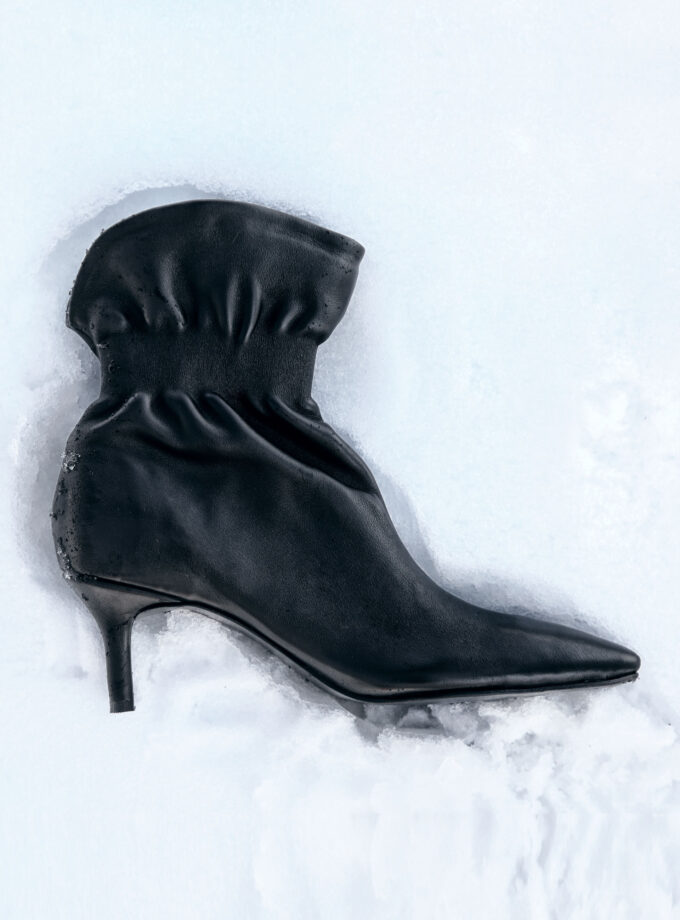 BOTA ADELE