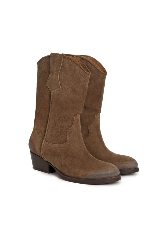 BOTA DYLAN