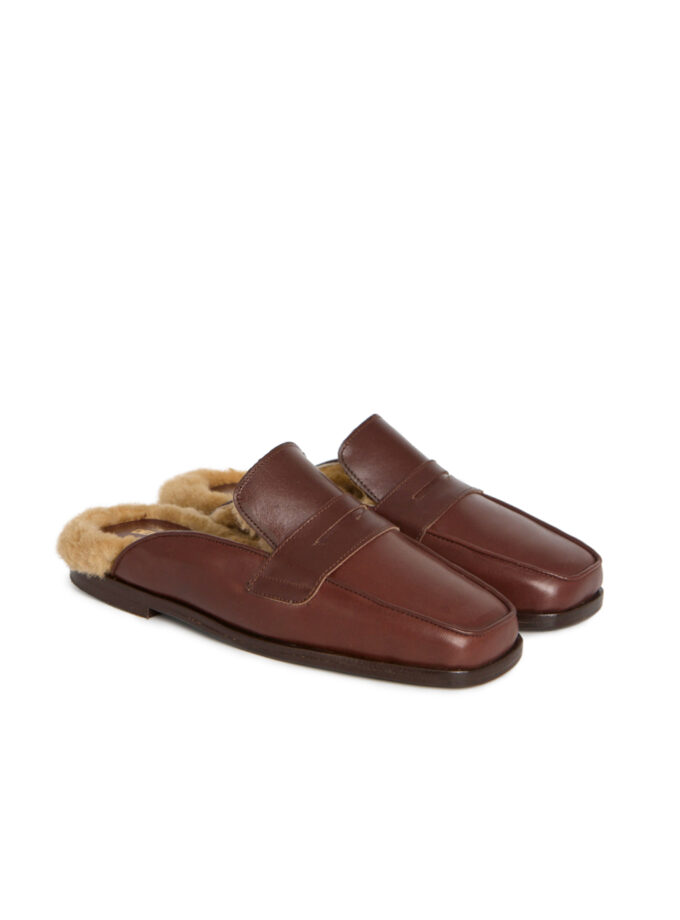 SLIPPER ERIE